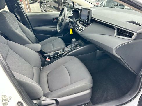 Used 2022 Toyota Corolla LE FWD image 8