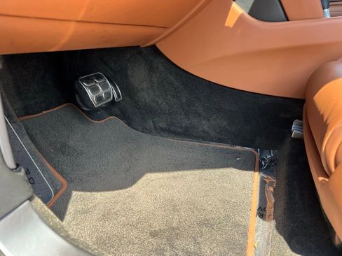 Used 2014 Bentley Continental GT image 38