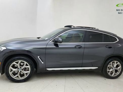 Used 2025 BMW X4 xDrive30i AWD/4WD image 3