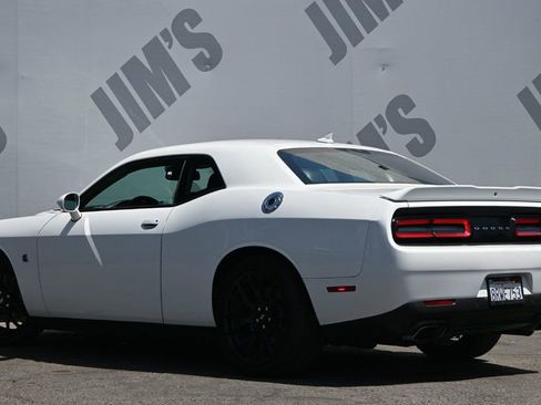 Used 2019 Dodge Challenger R/T w/ Plus Package RWD image 7