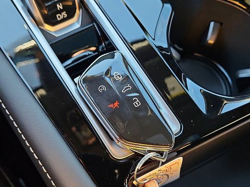 New 2026 Volkswagen Atlas Cross Sport SEL R-Line image 20