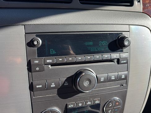 Used 2009 GMC Sierra 1500 SLT w/ SLT Convenience Package image 20