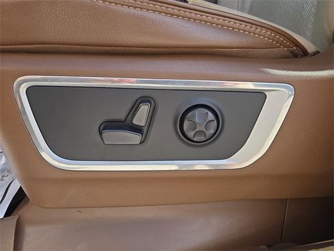 Certified 2021 RAM 1500 Laramie image 15