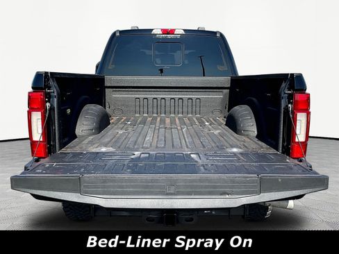 Used 2022 Ford F250 Lariat w/ Black Appearance Pkg AWD/4WD image 7