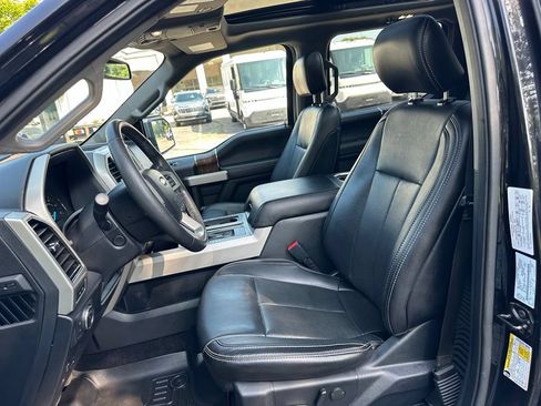 Used 2020 Ford F150 Lariat w/ Equipment Group 502A Luxury AWD/4WD image 13