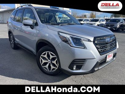 Used 2024 Subaru Forester Premium w/ POP Package 3