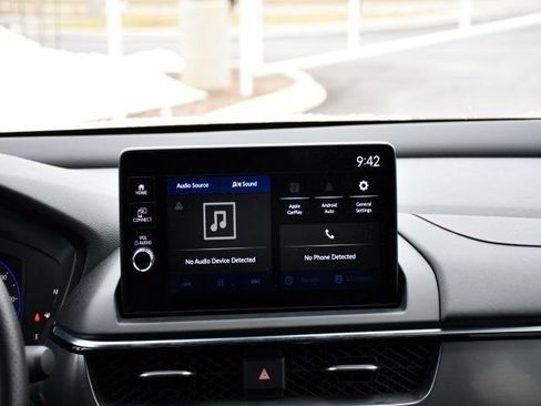 Certified 2025 Acura ADX A-Spec image 25