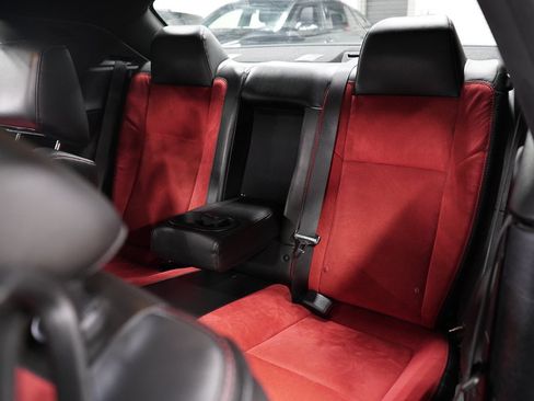 Used 2019 Dodge Challenger R/T Scat Pack RWD image 15