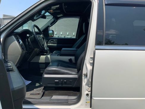 Used 2015 Ford Expedition Limited AWD/4WD image 15