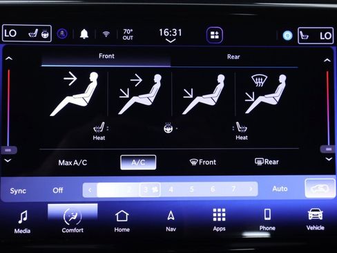 Used 2022 Chrysler Pacifica Touring-L w/ Uconnect Theater Family Group FWD image 18