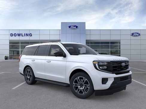 New 2026 Ford Expedition Active AWD/4WD image 7