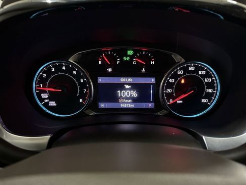 Used 2021 Chevrolet Traverse Premier image 12