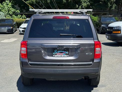 Used 2015 Jeep Patriot Sport w/ Power Value Group FWD image 9