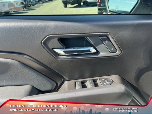 Used 2025 GMC Canyon Elevation image 21