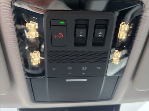 New 2026 Mitsubishi Outlander SE FWD image 20