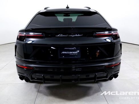 Used 2021 Lamborghini Urus image 7