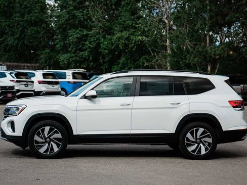 New 2025 Volkswagen Atlas SE image 4