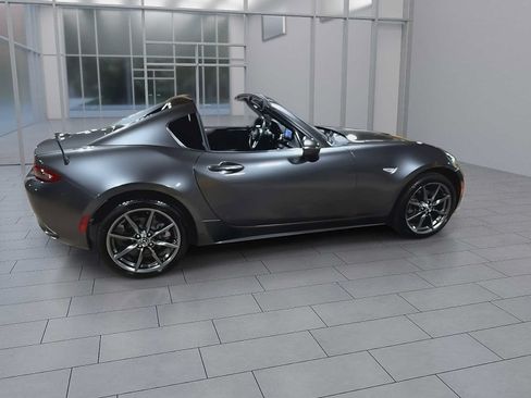 Used 2019 MAZDA MX-5 Miata RF Grand Touring RWD image 9