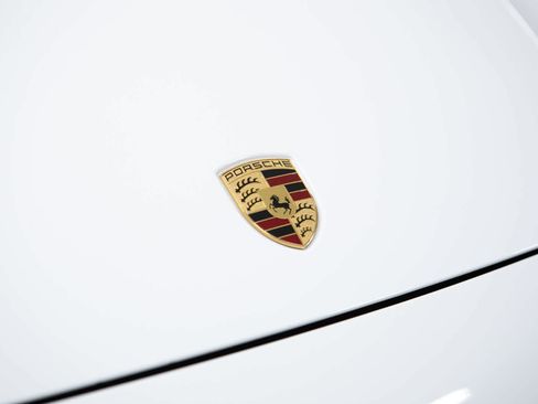 Certified 2023 Porsche Cayenne GTS w/ Premium Package Plus AWD/4WD image 17