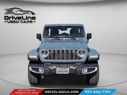 Used 2025 Jeep Wrangler Unlimited Sahara AWD/4WD image 2