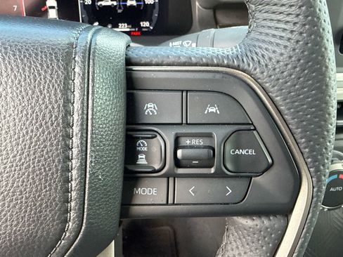 Used 2026 Toyota Tacoma TRD Off-Road AWD/4WD image 46