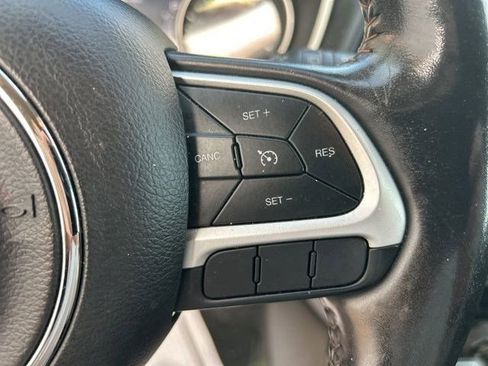 Used 2020 Jeep Compass Limited w/ Safety & Security Group image 18