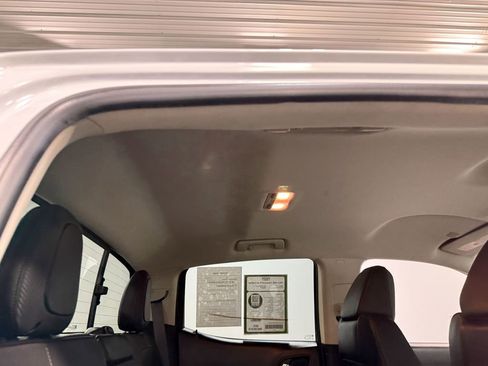 Used 2021 GMC Canyon AT4 image 71