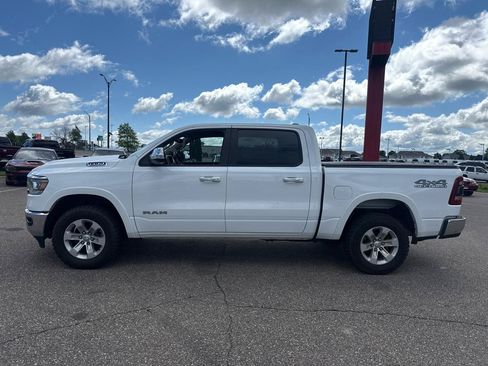 Used 2021 RAM 1500 Laramie w/ Off Road Group AWD/4WD image 2