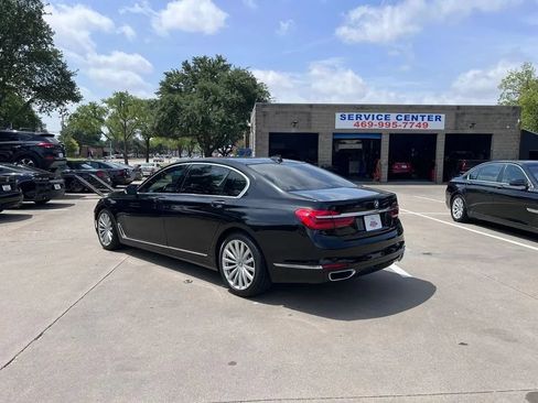 Used 2018 BMW 740i RWD image 9