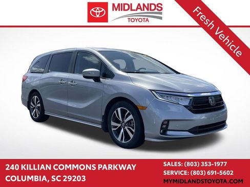 Used 2023 Honda Odyssey Touring image 1