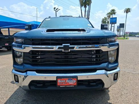 New 2026 Chevrolet Silverado 3500 LT w/ Safety Package AWD/4WD image 2