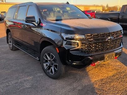 Used 2023 Chevrolet Suburban Z71 w/ Luxury Package