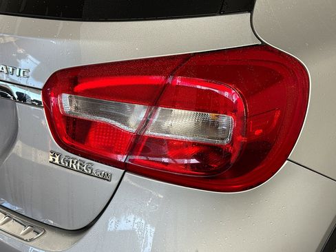 Used 2018 Mercedes-Benz GLA 250 GLA 250 image 33