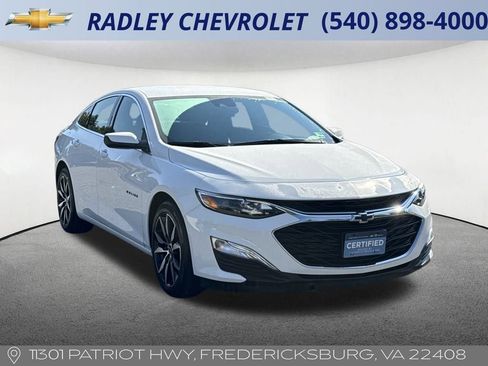 Certified 2024 Chevrolet Malibu RS w/ LPO, Floor Liner Package image 7