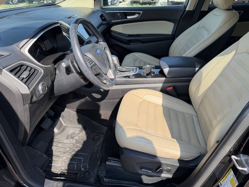 Used 2016 Ford Edge SEL w/ Equipment Group 201A AWD/4WD image 13