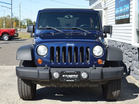 Used 2013 Jeep Wrangler Unlimited Sport image 8