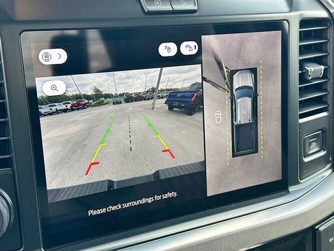 Used 2026 Ford F250 Platinum w/ Platinum Plus Package image 9