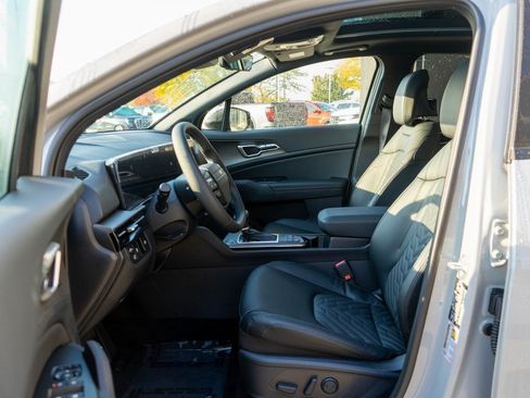 New 2026 Kia Sportage X-Line w/ X-Line Technology Package AWD/4WD image 11