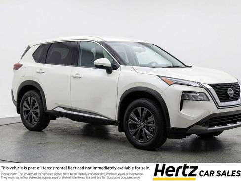 Used 2025 Nissan Rogue SV AWD/4WD image 1