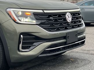 New 2026 Volkswagen Atlas Cross Sport SEL Premium R-Line video 4