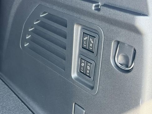 New 2026 Buick Enclave Avenir w/ Super Cruise Package image 32