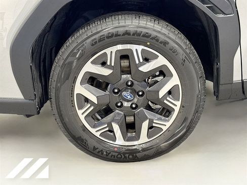 Used 2026 Subaru Forester Premium image 31