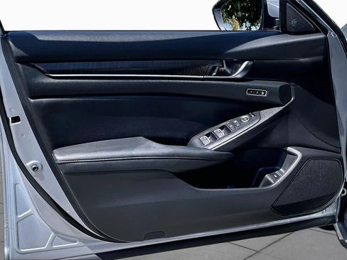 Used 2019 Honda Accord EX-L image 22