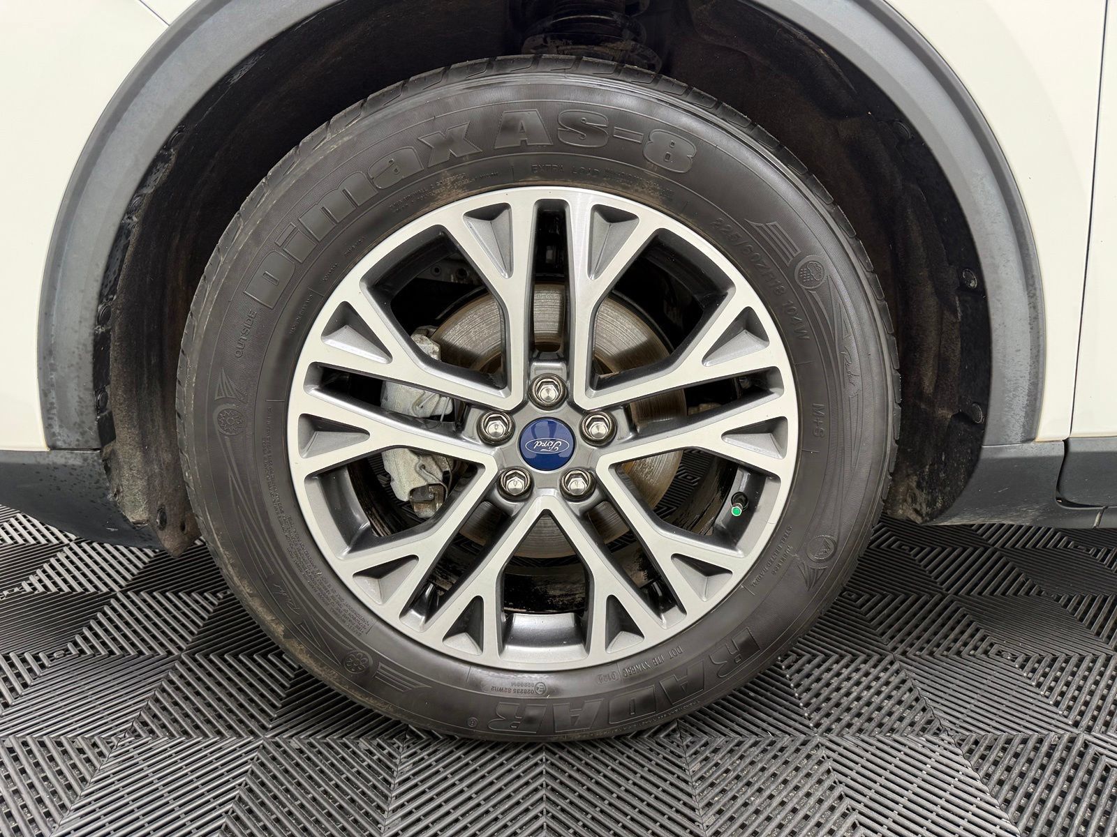 Used 2022 Ford Escape SEL w/ Technology Package FWD image 10