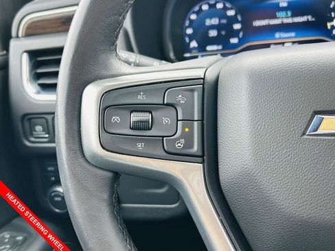 Used 2022 Chevrolet Suburban Premier image 10