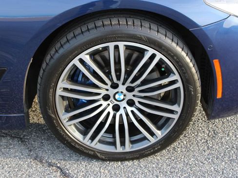 Used 2020 BMW 540i xDrive w/ Executive Package image 34