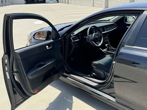 Used 2020 Kia Optima LX image 41
