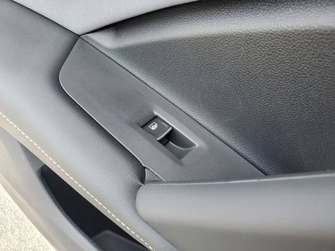 New 2026 Volkswagen Tiguan SE R-Line AWD/4WD image 14