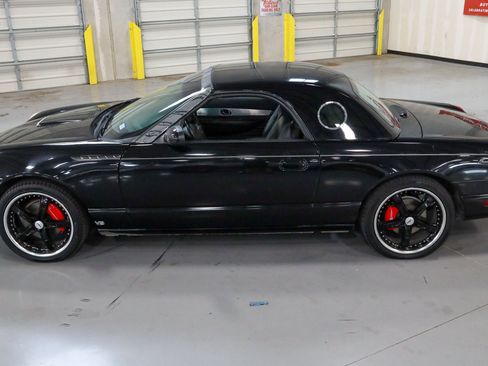 Used 2002 Ford Thunderbird RWD image 28
