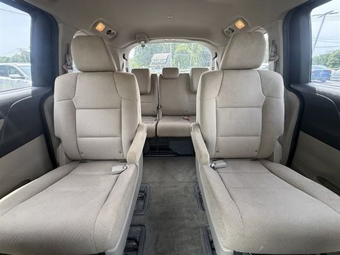 Used 2014 Honda Odyssey LX image 20